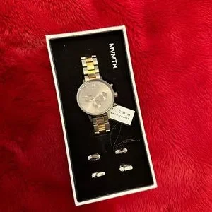 MVMT | Accessories | Beautiful 38mm New In Box Watch Perfect  display picture 2